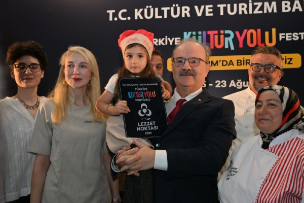 ANADOLU’NUN KADİM ŞEHİRLERİNDEN ERZURUM’UN DOKUZ GÜNLÜK KÜLTÜR, SANAT VE GASTRONOMİ SERÜVENİ BAŞLADI